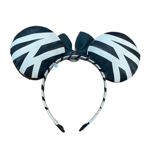 Disney | Halloween Themed Minnie Mouse Ears- Mummy Inspired - Picture 3 of 3